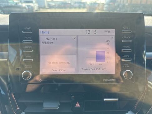 Used 2021 Toyota Camry SE image 14