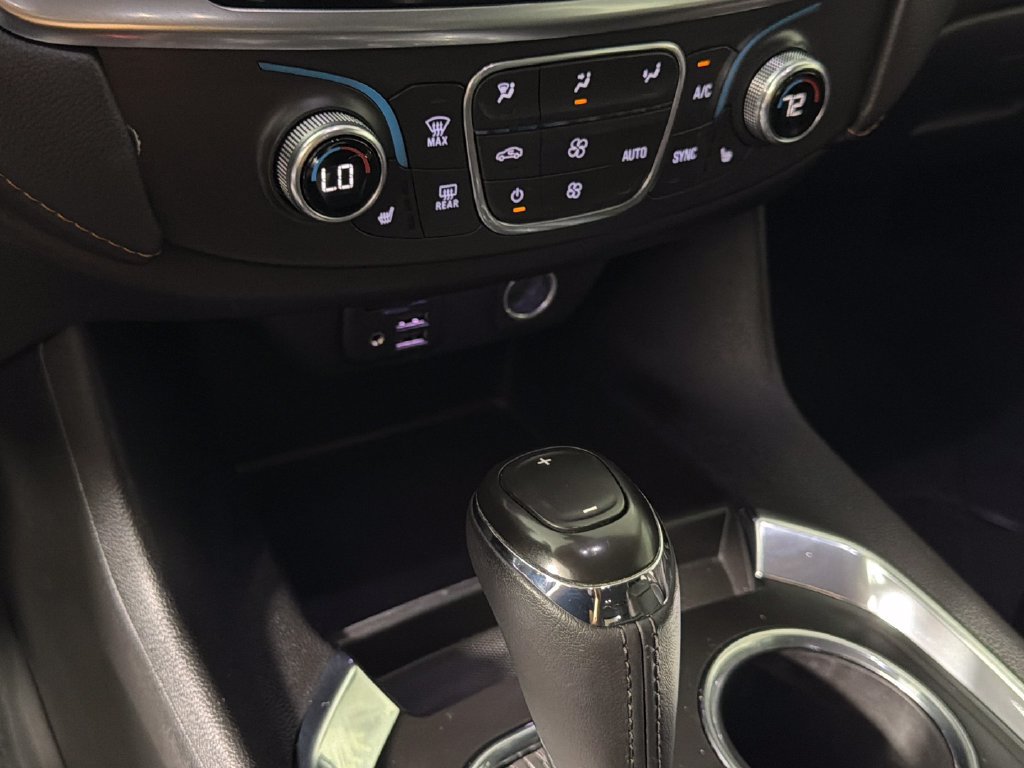 Used 2020 Chevrolet Traverse RS w/ LPO, Floor Liner Package FWD image 22