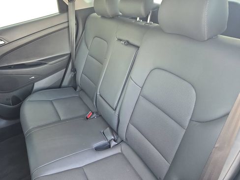 Used 2020 Hyundai Tucson Limited FWD image 16