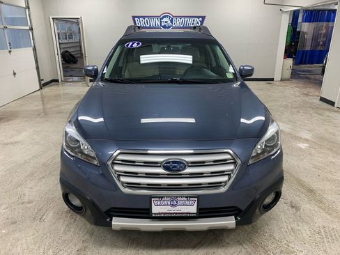 Used 2016 Subaru Outback 2.5i Limited image 12