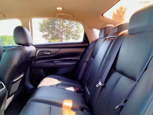 Used 2018 Nissan Altima 2.5 SL image 12