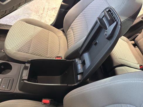 Used 2020 Ford Escape SE Sport AWD/4WD image 19