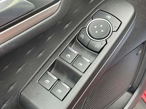 Certified 2020 Ford Escape SEL FWD image 16