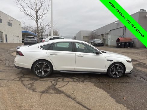 Used 2023 Honda Accord Sport image 14