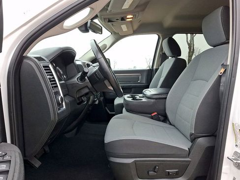 Used 2022 RAM 1500 Classic SLT w/ Electronics Convenience Group image 13