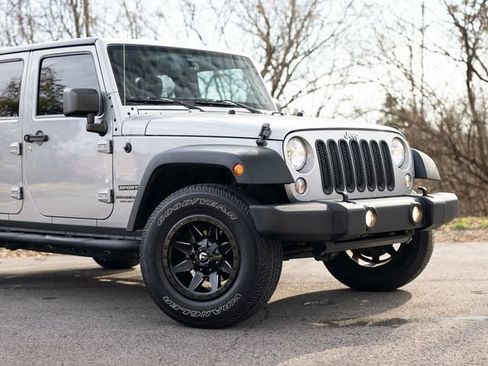 Used 2015 Jeep Wrangler Unlimited Sport w/ Quick Order Package 24S image 13
