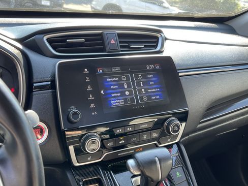 Used 2018 Honda CR-V Touring image 23