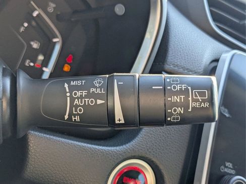 Used 2020 Honda CR-V Touring image 37