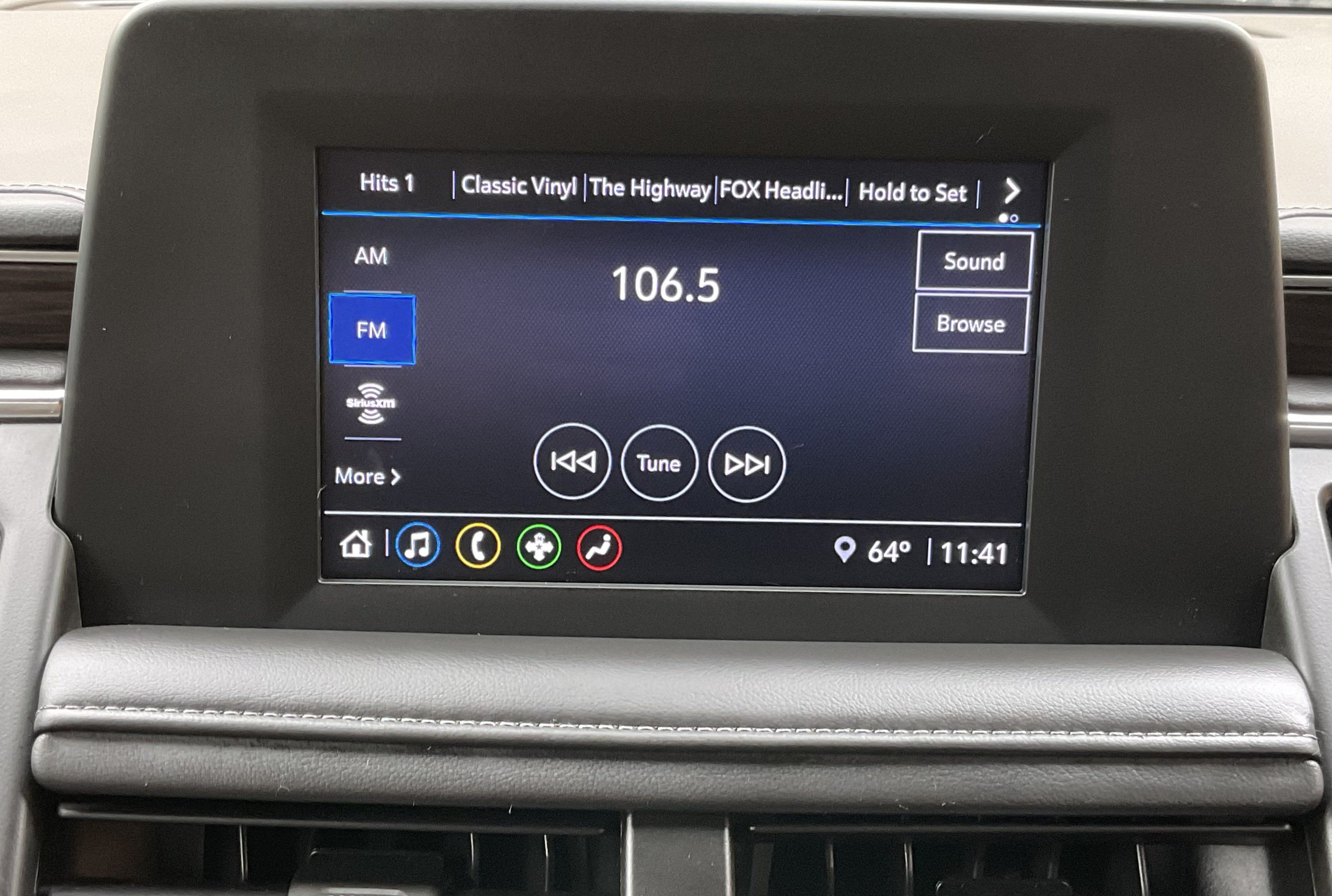 Used 2022 Chevrolet Suburban LS AWD/4WD image 13