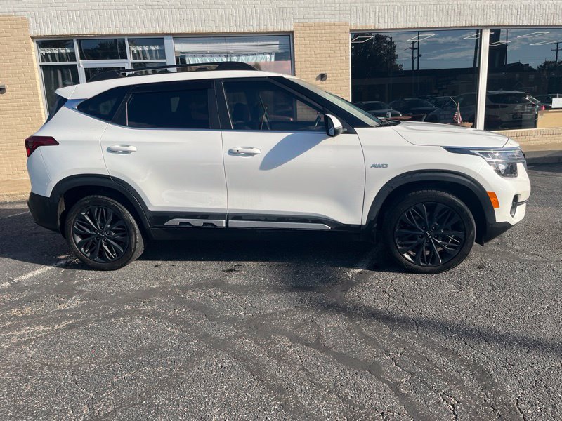 Used 2023 Kia Seltos Nightfall Edition AWD/4WD image 4