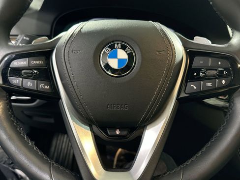 Used 2022 BMW 530i xDrive w/ Convenience Package image 20