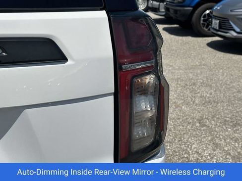 Certified 2022 Chevrolet Suburban Z71 w/ Off-Road Capability Package AWD/4WD image 32