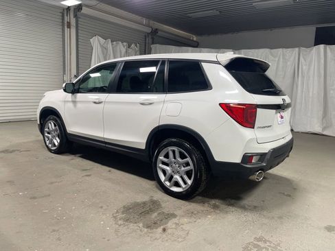 Used 2024 Honda Passport EX-L image 5