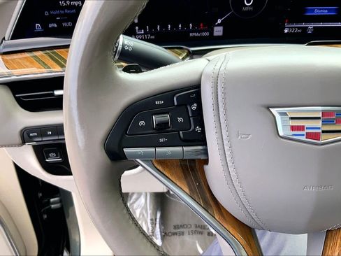 Used 2023 Cadillac Escalade Sport Platinum w/ LPO, ONYX Package AWD/4WD image 23