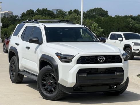 Used 2025 Toyota 4Runner TRD Off-Road Premium w/ Tow Technology Package AWD/4WD image 1