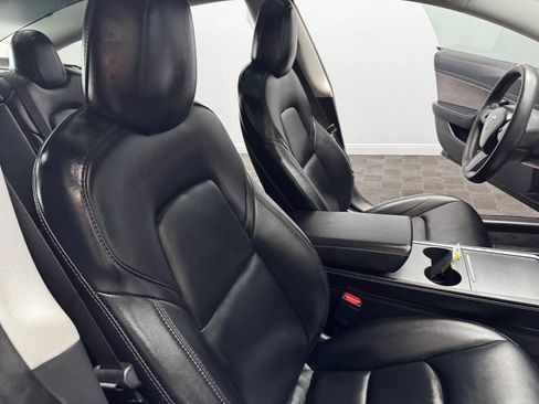 Used 2021 Tesla Model 3 Standard Range Plus image 52