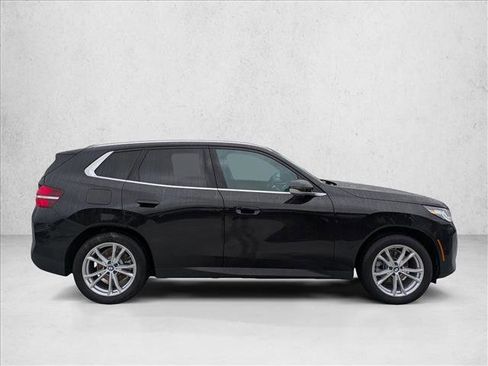 Certified 2025 BMW X3 xDrive30i image 4