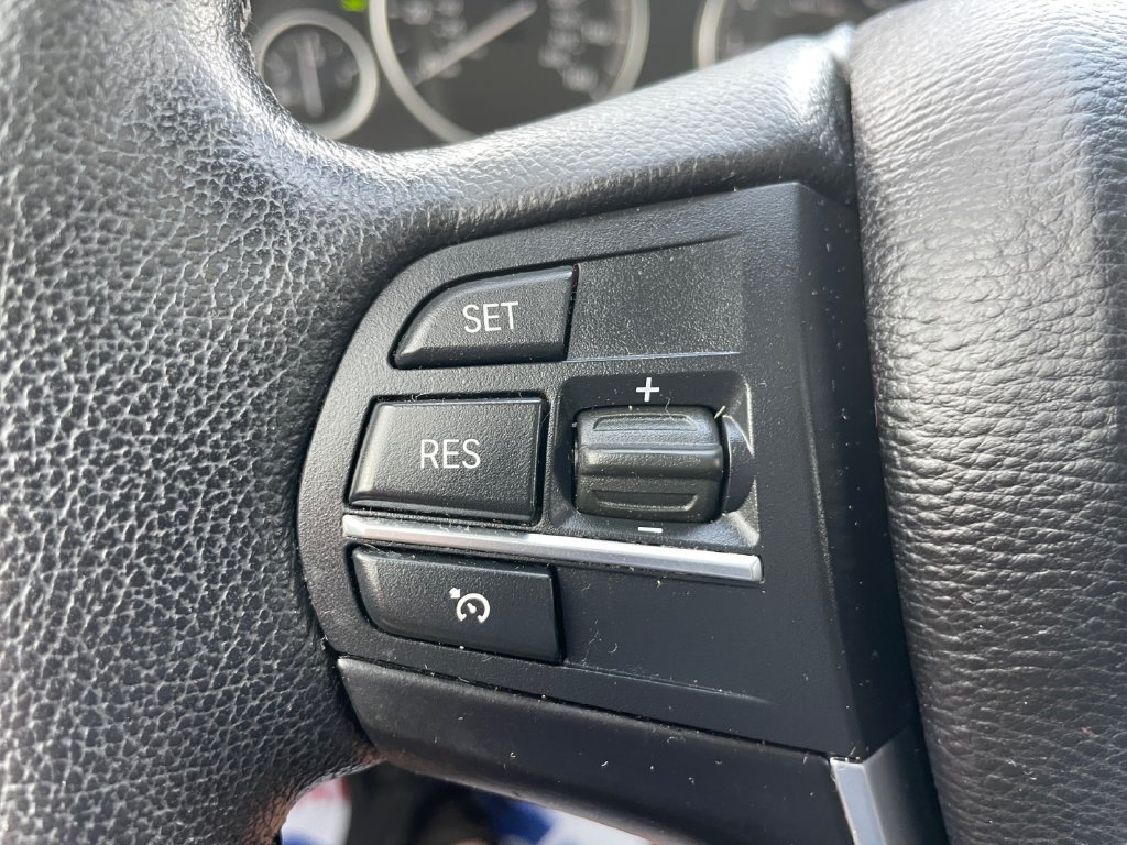 Used 2017 BMW X3 xDrive28i AWD/4WD image 39