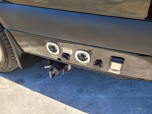 Used 2020 Mercedes-Benz Sprinter 3500 image 17