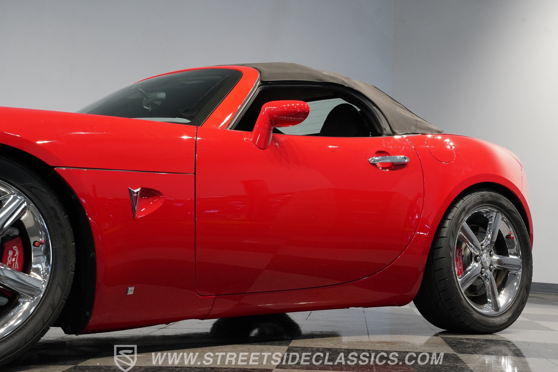 Used 2007 Pontiac Solstice GXP RWD image 23