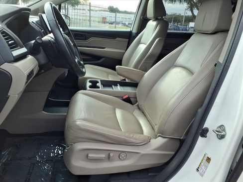 Used 2018 Honda Odyssey EX-L image 12