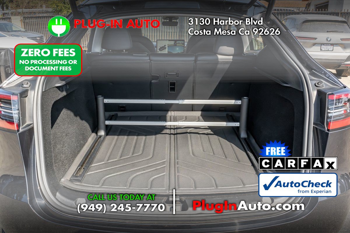 Used 2024 Tesla Model Y Long Range RWD image 12