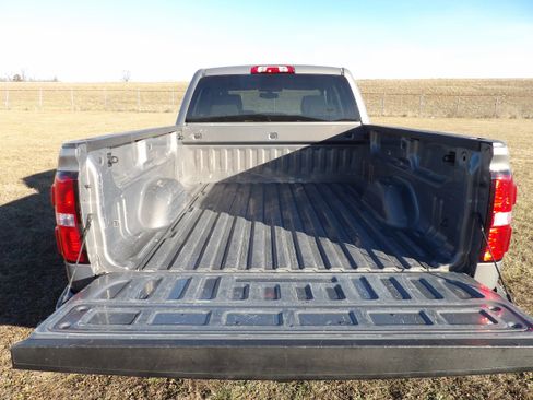 Used 2017 GMC Sierra 1500 4x4 Double Cab w/ Sierra Convenience Package image 10