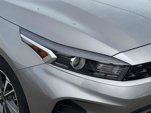 Used 2023 Kia Forte LXS FWD image 10