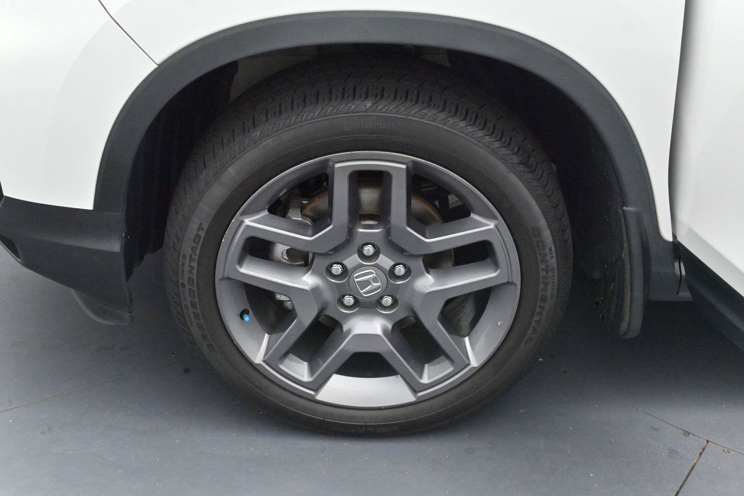 Used 2023 Honda Passport EX-L image 31