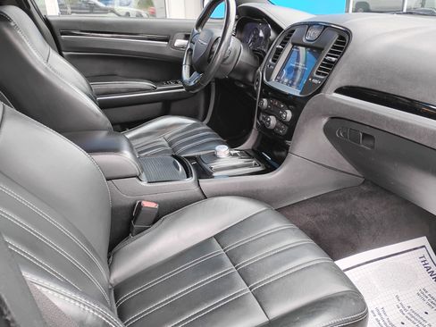 Used 2018 Chrysler 300 S w/ S Model Appearance Package AWD/4WD image 12