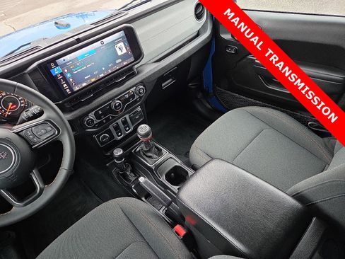 Used 2024 Jeep Wrangler Sport S image 12