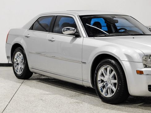 Used 2008 Chrysler 300 Touring image 11