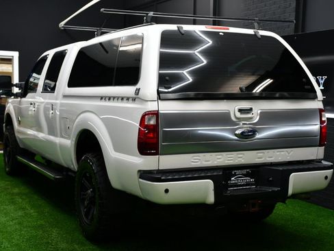 Used 2016 Ford F250 Platinum AWD/4WD image 8