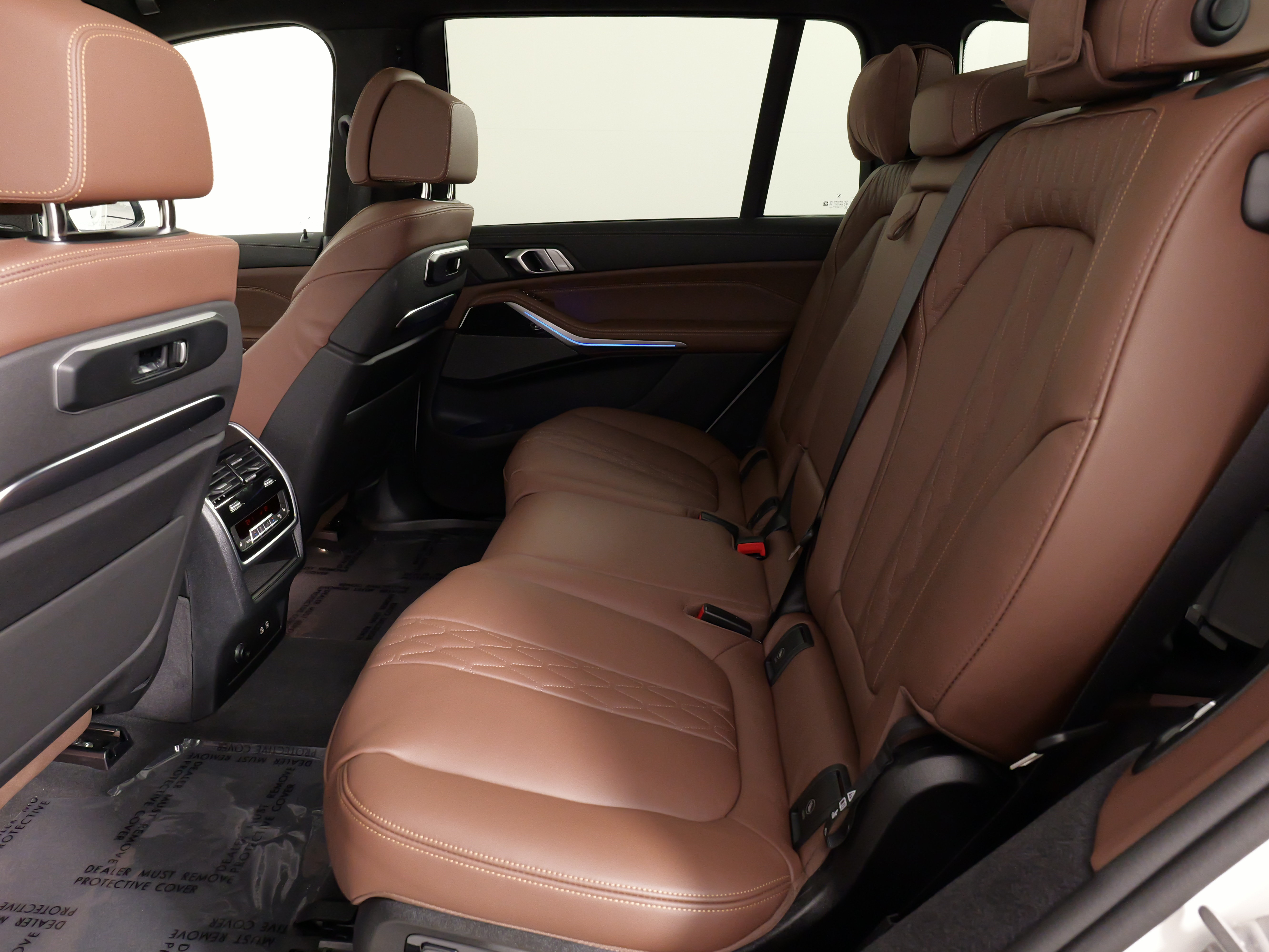 Used 2026 BMW X7 M60i AWD/4WD image 37