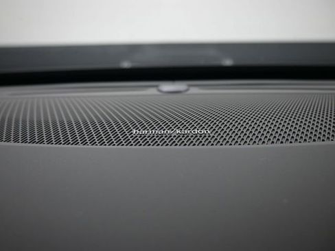 New 2026 Volvo XC90 B6 Plus w/ Protection Package Premier image 31