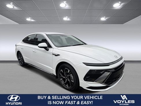 New 2025 Hyundai Sonata SEL image 1