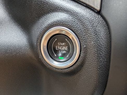 Used 2023 GMC Sierra 2500 Denali AWD/4WD image 25
