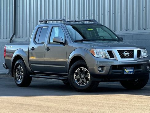 Used 2020 Nissan Frontier PRO-4X w/ Pro-4x Utility Package AWD/4WD image 2