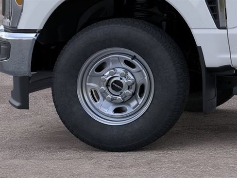New 2026 Ford F250 XL w/ FX4 Off-Road Package AWD/4WD image 19
