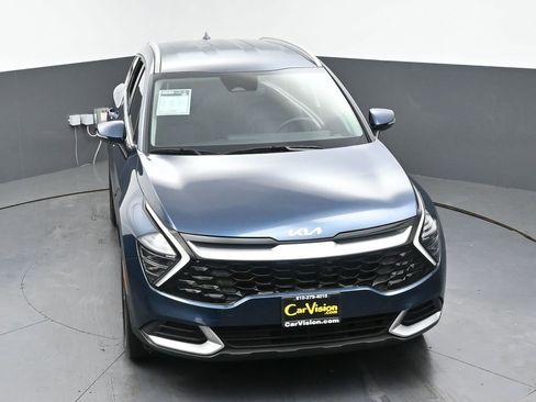 Used 2025 Kia Sportage EX image 44