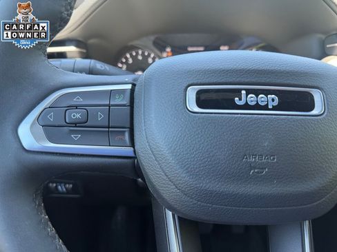 Used 2023 Jeep Compass Latitude AWD/4WD image 25