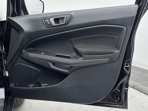 Used 2021 Ford EcoSport SE w/ SE Convenience Package image 30