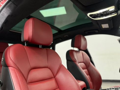 Used 2015 Porsche Macan Turbo w/ Premium Package Plus AWD/4WD image 48