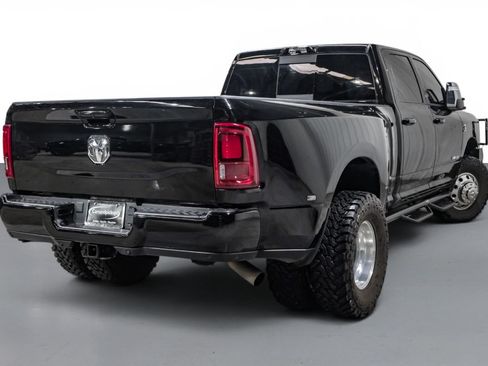 Used 2026 RAM 3500 Laramie AWD/4WD image 6