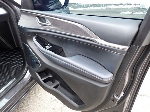 Certified 2022 Jeep Grand Cherokee L Overland image 14