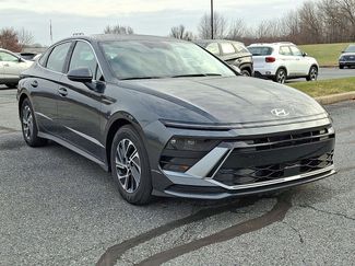 New 2026 Hyundai Sonata Blue video 2