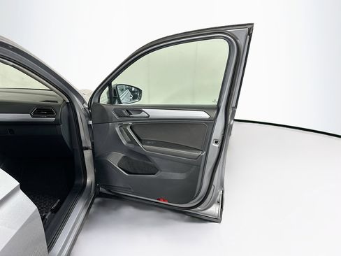 Used 2024 Volkswagen Tiguan S FWD image 31