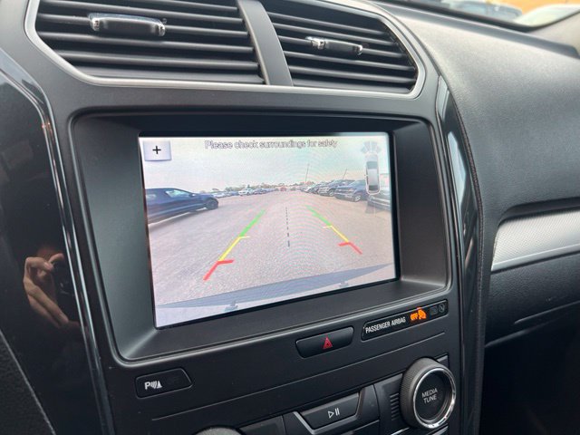 Certified 2019 Ford Explorer XLT w/ Equipment Group 202A FWD image 13