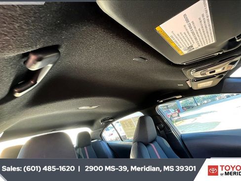 Used 2024 Toyota Corolla SE image 16