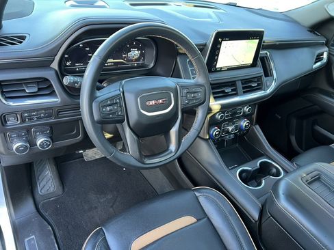 Used 2023 GMC Yukon XL AT4 image 21
